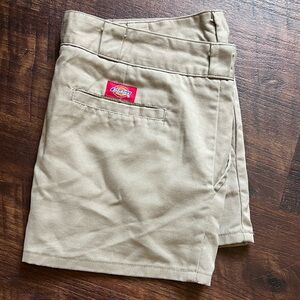 Dickies mini skirt